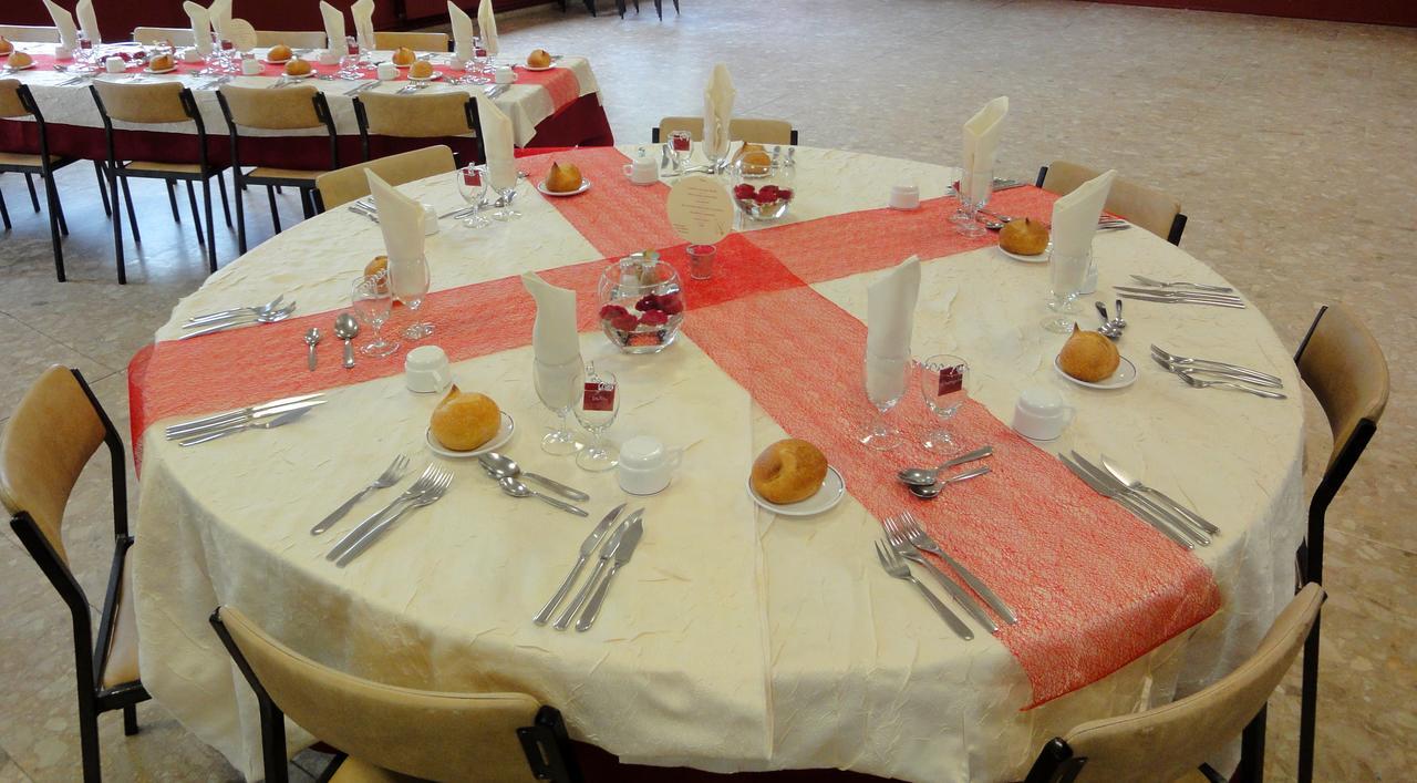 Hotel Restaurant La Grenouillere Vitré Zewnętrze zdjęcie