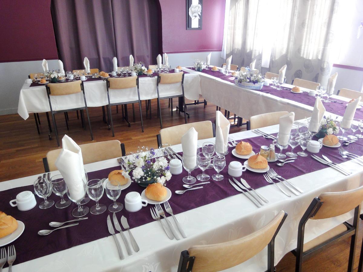 Hotel Restaurant La Grenouillere Vitré Zewnętrze zdjęcie